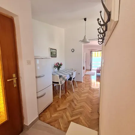 Apartments Apartmani Pintar